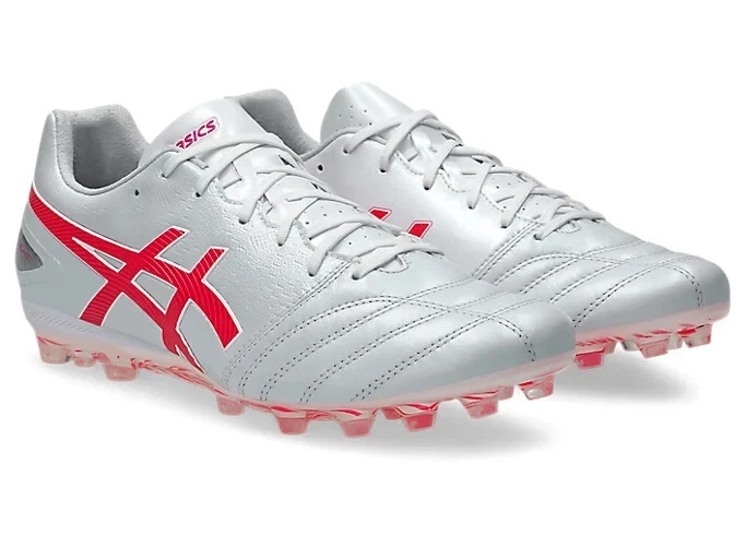 Preços baixos em Chuteiras de futebol Asics | eBay