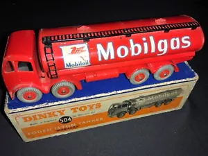 Dinky Toys 504  Foden 14 Ton Tanker Mobilgas Type 2 - Picture 1 of 10