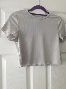 Girls Ribbed Cropped Tshirt Age 13 Excellent Condition - Picture 1 of 3