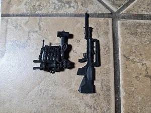 Lote de armas y accesorios Chap Mei. Mochila mochila para rifle con bayoneta y cargada - Imagen 1 de 12