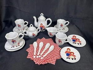 Vintage Complete Raggedy Ann & Andy Tea Play Set Delton Collectibles 26 Pieces - Picture 1 of 24