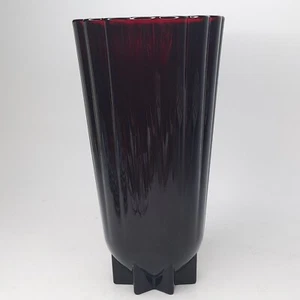 VTG Anchor Hocking Royal Ruby Red Glass Vase 10" T Star Bottom Fluted Scalloped - Picture 1 of 13