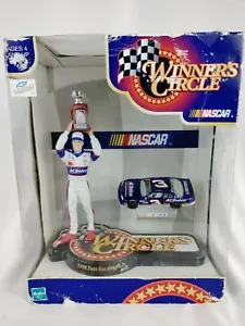 Winners Circle 1998 Dale Earnhardt Jr, NASCAR National Champion Car & Figure - Picture 1 of 4