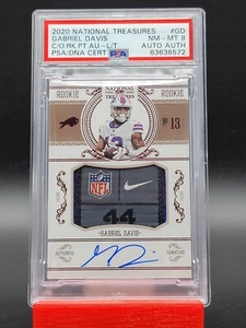 2020 National Treasures Gabriel Davis Rookie Auto NFL Shield/Logo /5 PSA 8 - Bild 1 von 3