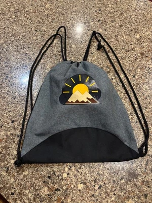 Mochila pequeña RCA Foto 1 de 4