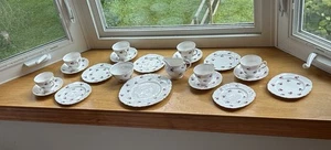 21 Piece Colclough Fragrance Rose English Bone China Tea Set 6/3 Pc Plus Serving - Picture 1 of 22