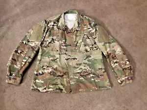 Camicia militare media regolare ACU Multicam USAF unisex ignifuga mimetica 737 - Foto 1 di 6
