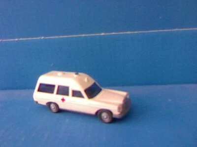 Wiking HO Nr.  74/5 MB 200/8 Binz DRK - Bild 1 von 2