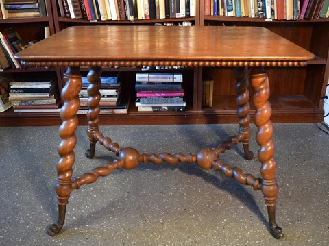 Quarter-sawn Oak Turn-of-the-Century Library Table with “Barley-twist” Legs Cover