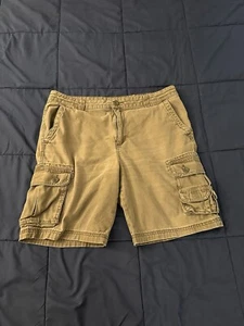 Magellan Cargo Shorts 34 Green Outdoors Hiking Fishing Cotton Flat Front - Picture 1 of 9