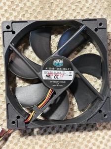 Cooler Master A12025-12CB-3BN-F1 DF1202512SELN 12V 0.16A 12CM Silent Chassis Fan - Picture 1 of 2