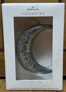 Neu im Karton! Hallmark Signature Love You to the Moon & Back Crescent Christmas Ornament - Bild 1 von 4