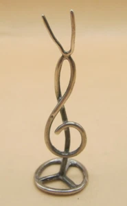 Vintage Continentall Miniature Musical Note Statue Treble Clef - Picture 1 of 2