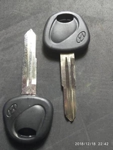 Uncut Blank Key For Hyundai Accent, Tiburon, Elantra, Pony, Sonata, cortina (2X) - Picture 1 of 3
