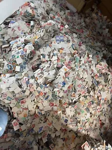 Stamps Collection 2000+ OFF PAPER, Rare Finds includes 10+ stamps 100 years old - Afbeelding 1 van 8