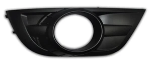 HSV VE E2 E3 Right Fog Light Bezel Surround - Clubsport R8 Maloo RH NEW - Picture 1 of 3