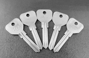 Lots of MG1 EN15 UN4 M81G UN-NH Type Key Blanks for Jaguar and British Leyland - Picture 1 of 13