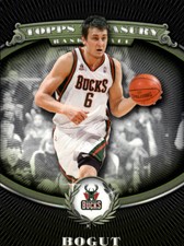 2008-09 Topps Treasury Milwaukee Bucks Basketball Card #24 Andrew Bogut