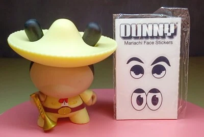 EL MARIACHI WHITE ~ Kidrobot AZTECA 2 DUNNY  / OCHOstore / Designer Vinyl @2011 - Image 1 of 4