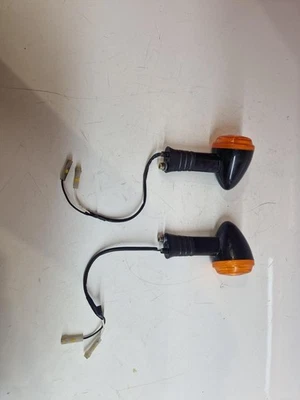 2025 TRIUMPH BONNEVILLE T120 BLACK FRONT INDICATOR PAIR - Imagem 1 de 4