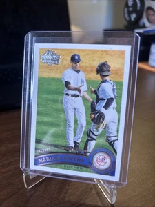 2011 Topps - Mariano Rivera #42 Diamond Anniversary - Picture 1 of 2