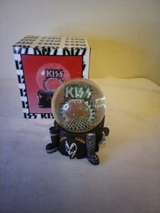 Kiss Snow globe - Picture 1 of 10