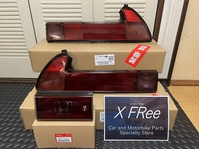 Honda Genuine Acura NSX NA1,2 Rear Brake Signal Tail Light Right & Left & Center - Image 1 of 4