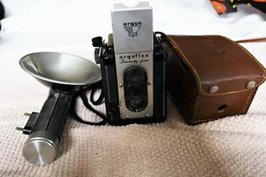 ARGUS Argoflex fotocamera istantanea doppio obiettivo con custodia vintage - Foto 1 di 4