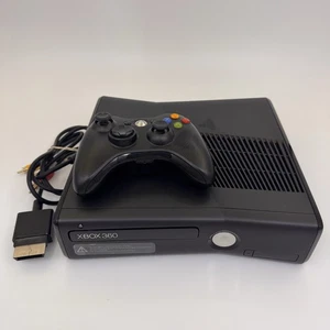Microsoft Xbox 360 Slim 1439 250GB Console With AV Cable, Controller Tested - Picture 1 of 12