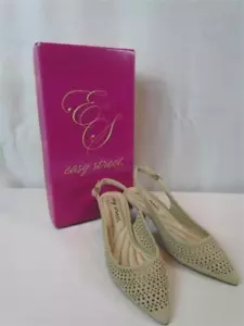 Neu im Karton Easy Street beige Slingback-Pump Loch-Design Pfennigabsatz Größe 6 N - Bild 1 von 12