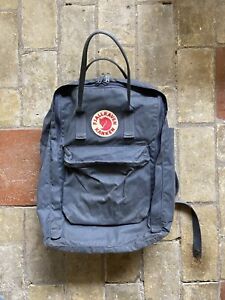 Fjallraven Kanken Graphite Backpack Classic 17" (20L) Bag + Strap Supports
