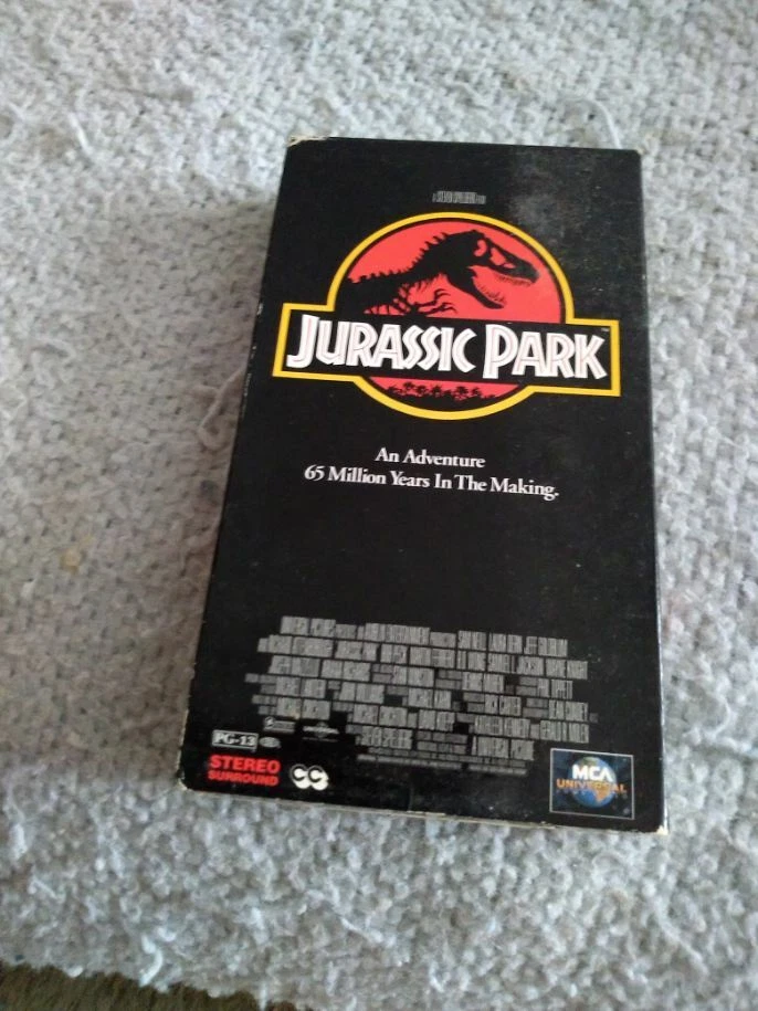 Lot of 7 VHS Star Wars PM,LOTR Two Towers,Jurassic Park,Phantasm II,Godzilla(3) - Image 1 of 4