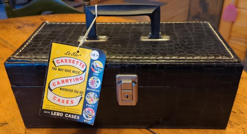 Caja de almacenamiento de cartucho de transporte de cinta vintage Le-Bo cuero negro piel de serpiente  Foto 1 de 4