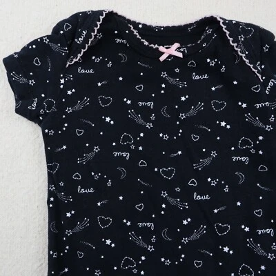Baby Carters Black Bodysuit Size 3 Month Infant Heart Star Print Short Sleeve 3M - Image 1 of 4