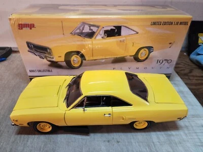 GMP 1:18 1970 PLYMOUTH ROAD RUNNER-1970 ROAD RUNNER LEMON TWIST-18971-FREE SHIP! - Image 1 of 4