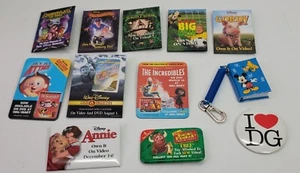 Walt Disney Film Promo Pinback Button Pin Lot Annie Jungle Book Gordy Big Green - Bild 1 von 9