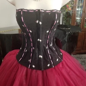 Fredericks of Hollywood schwarz Satin Spitze Rosetten Korsett wadenlang Tüllrock - Bild 1 von 16