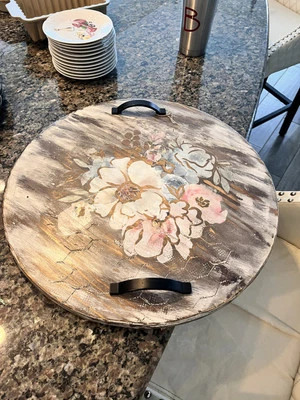 Bandeja floral para servir tabla de charcutería pintada a mano asas de hierro forjado Foto 1 de 4