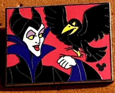 迪士尼 DLR 2009 隐藏米奇系列 VILLAINS 带宠物男性徽章和 DIABLO 别针 — 第 1/2 张图片