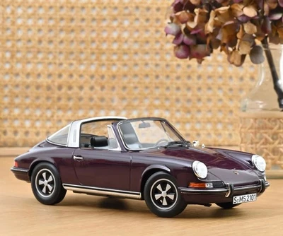 Norev - PORSCHE 911 T Targa 1971 violet réf. 187644 Neuf NBO 1/18 - Photo 1/4