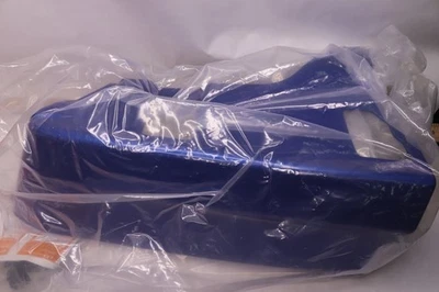 Guardabarros trasero izquierdo contra salpicaduras azul J101SVA020 Foto 1 de 3