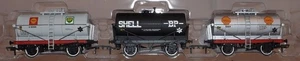 BACHMANN 33-525 TANK TRAFFIC CLASSICS (SHELL-MEX & BP) SET OF THREE - Picture 1 of 3