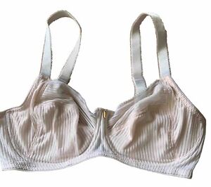 Excellent Condition Fantasie Non Padded Non Wired Bra Light Pink 30E