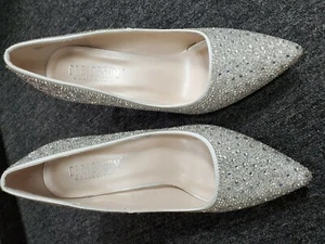Renzo-73 Pearl and Rhinestone Pump- Silver - Picture 1 of 6
