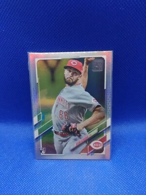 2021 Update Base Rainbow Silver Foil #US37 Ryan Hendrix - Cincinnati Reds - Image 1 of 2