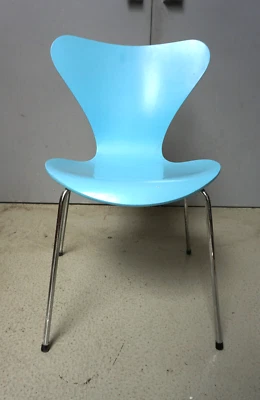 Fritz Hansen Arne Jacobsen Design Stuhl Chair türkis Serie 7 1995 (F024-1185) - Bild 1 von 4