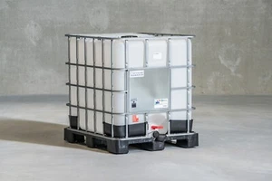 1000 LITRE RECONDITIONED IBC ON PLASTIC PALLET - Picture 1 of 1