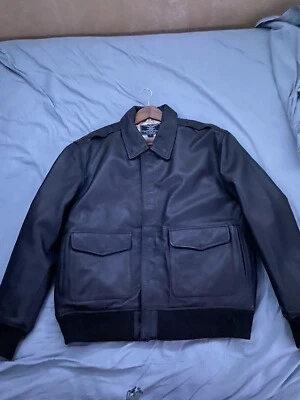 Jaqueta de couro masculina Cockpit EUA tamanho S bombardeiro marrom escuro azul águia top gun - Imagem 1 de 4