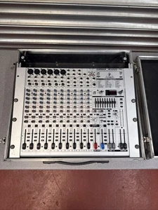 Behringer Eurorack UB1832FX Pro Mixer In Flight Case Used Working - Picture 1 of 23