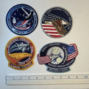 Parches espaciales de astronauta descubrimiento sin usar 4 diferentes - Imagen 1 de 6